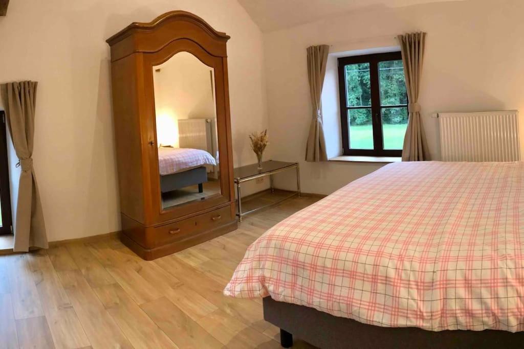 Les Ecuries De Lesse Villa Libin Bagian luar foto